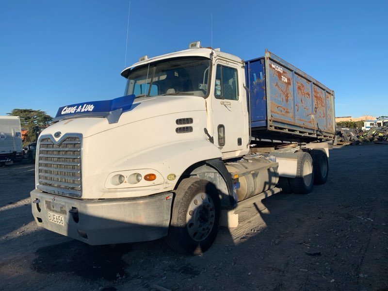 2003 Mack CX Series CX688 CX688 VISION