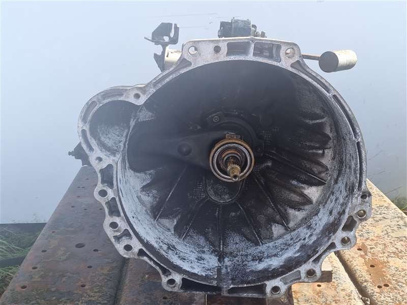 2009 Nissan Atlas F24 F24- Trans/Gearbox PN: