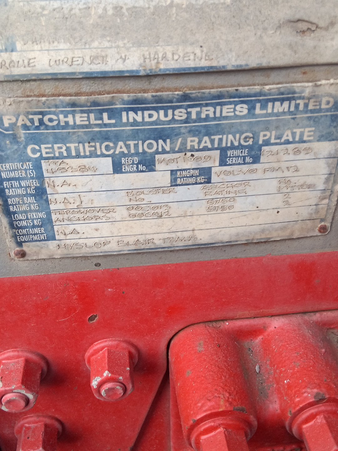 2000 fh12- log bolsters PN: