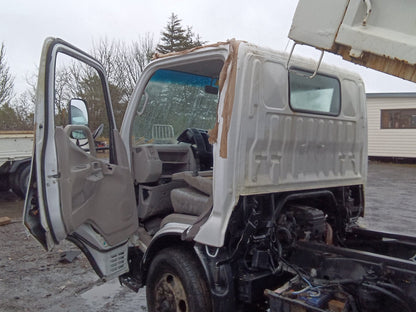 2007 Hino Dutro XZU524