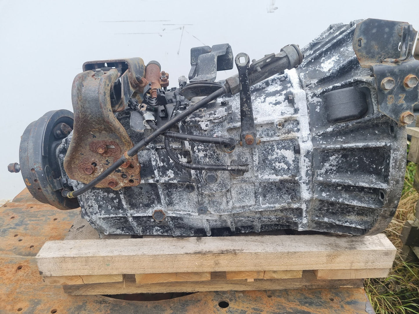 2012 Toyota Dyna XZU710 XZU710- Trans/Gearbox PN: