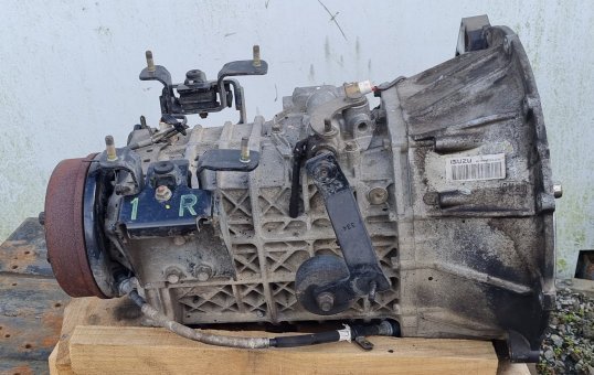 2003 Isuzu N-Series NPR nkr81e 7011293- Trans/Gearbox PN: 3096