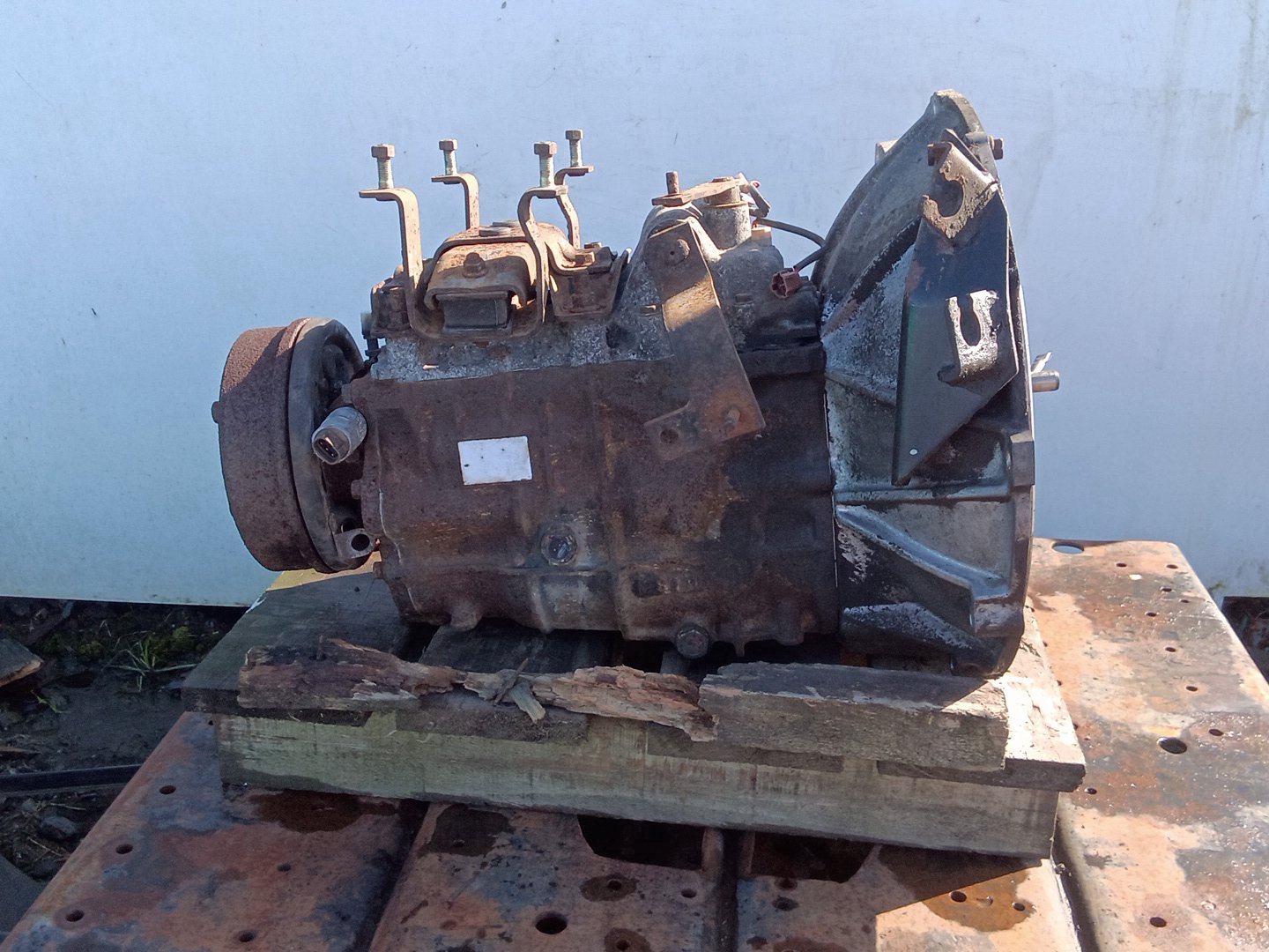 2003 Isuzu NKR nkr300c- Trans/Gearbox PN: MXA5R