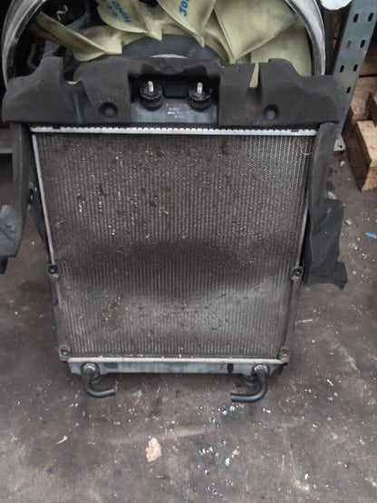 2005-2011 Mitsubishi Canter FE* FEA50- Radiator PN: ME418427
