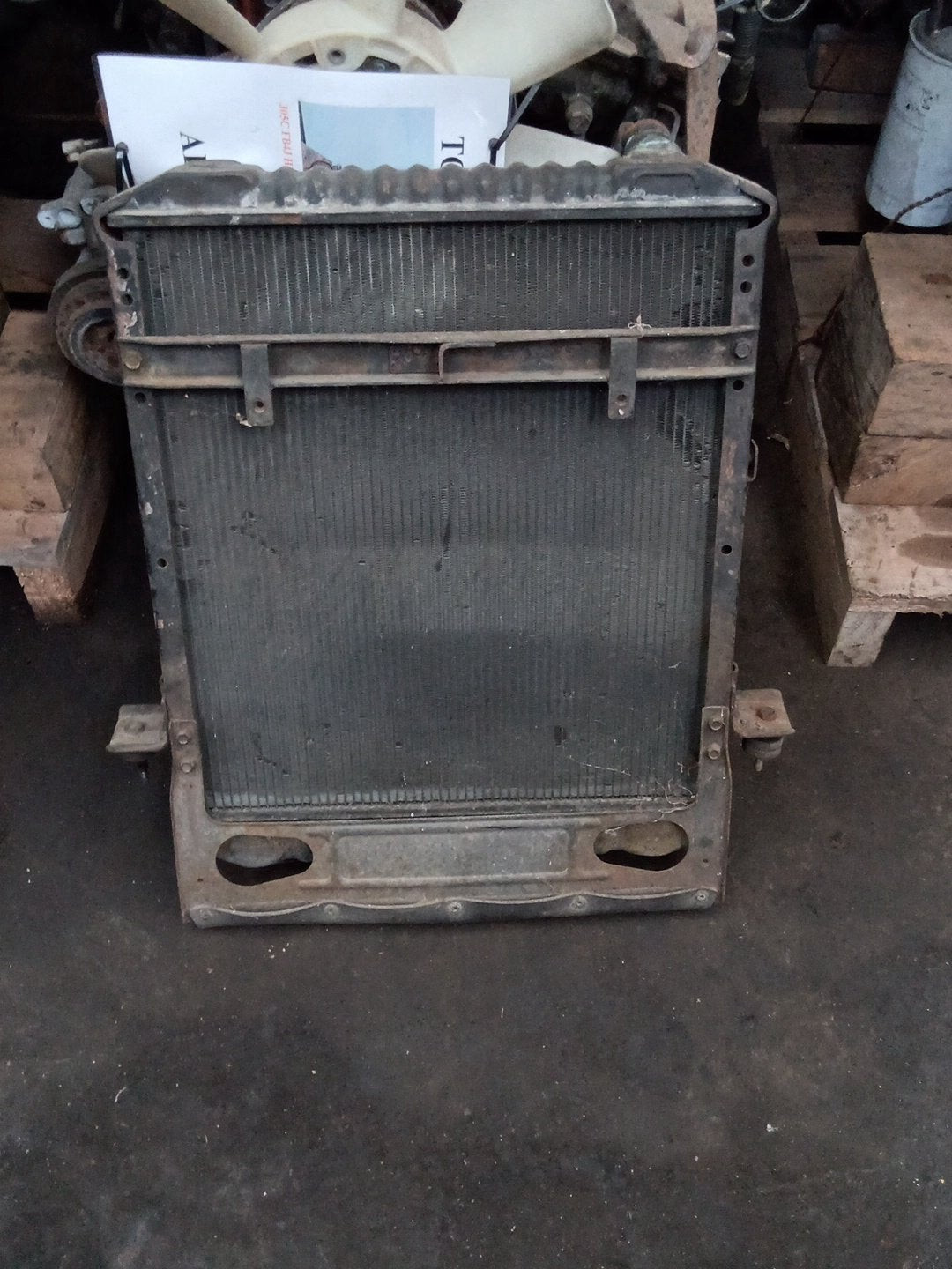 1994 Isuzu N-Series NKR NKR63E-7401831- Radiator PN: