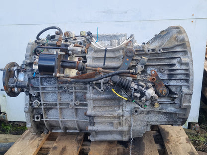 2004 Mitsubishi Fuso Super Great FS FP547- Trans/Gearbox PN: m120 5x2