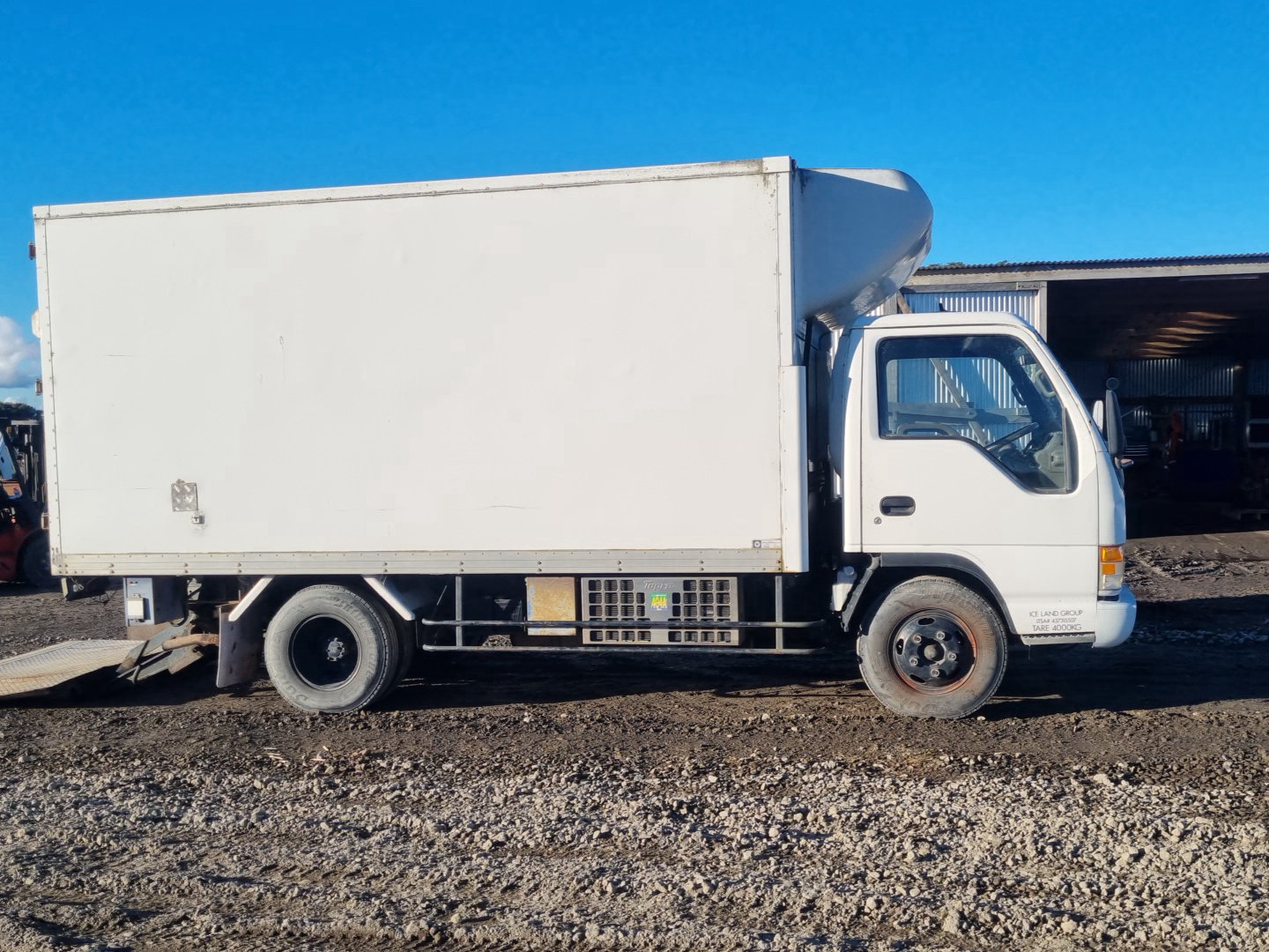 1995 Isuzu Elf NPR66L