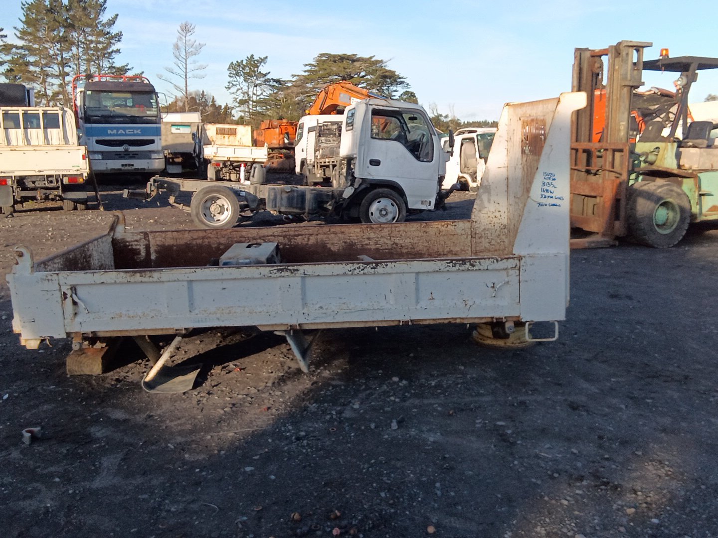 2015 Isuzu Elf NJR85- Rear Wellside Deck PN: tipping deck,Isuzu njr85 3135 long,1690 wide
