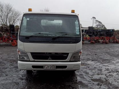 2010 Mitsubishi Canter KJ00356