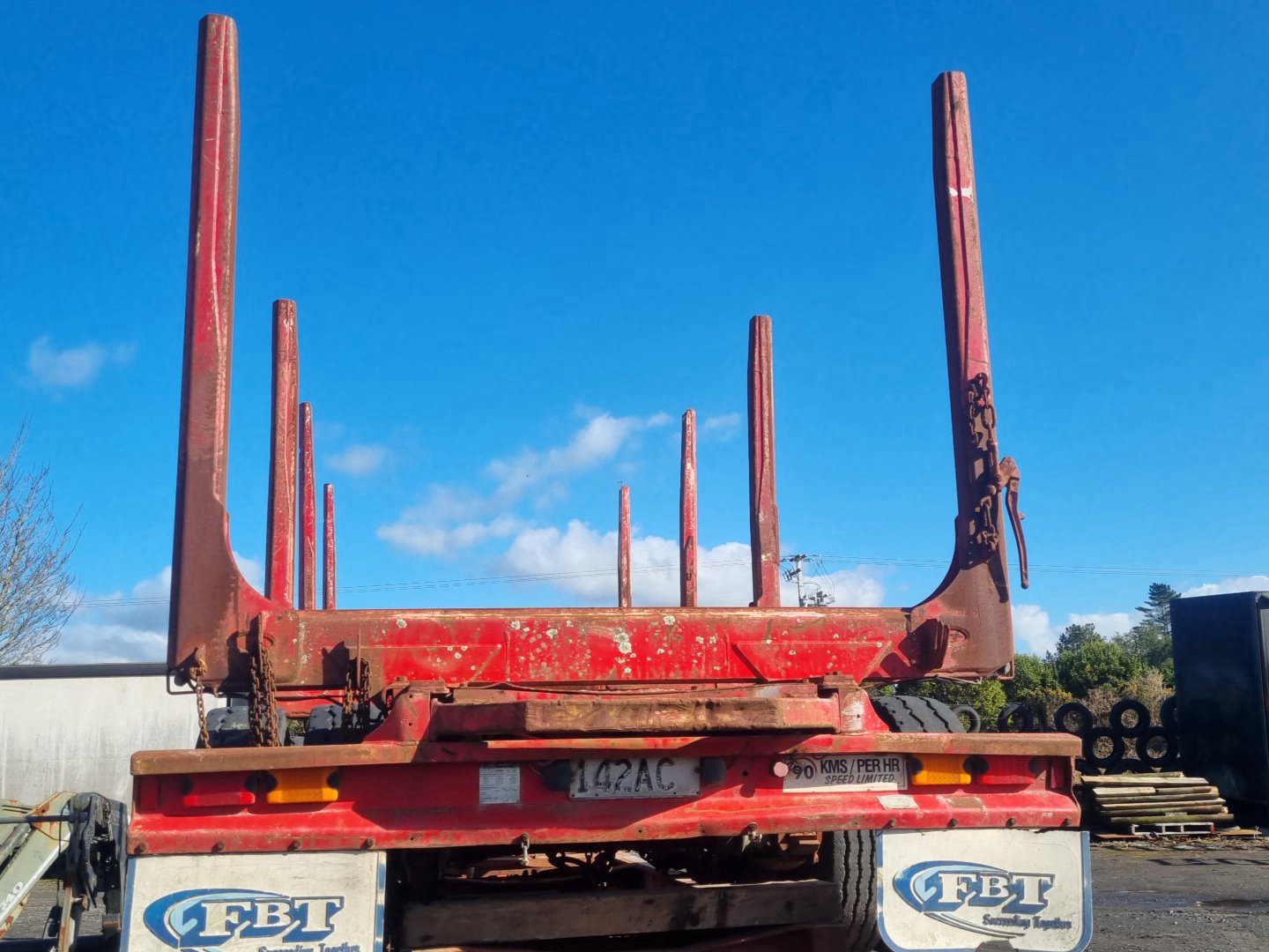 2006 Mack Qantum QH7888RS- Towbar PN: Ali arc 3 axle