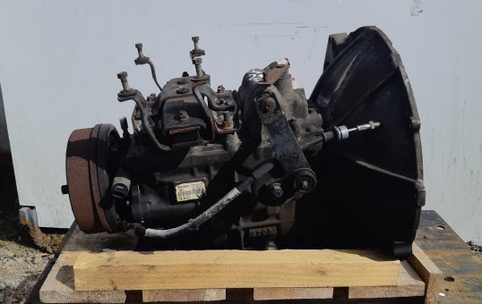 1998 Isuzu N-Series NKR nkr71e-7412688- Trans/Gearbox PN: 3024