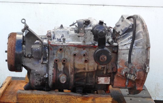 1997 Isuzu N-Series NPR NPR70PY-740139E- Trans/Gearbox PN: 1862