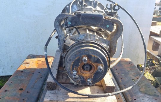 2007 Toyota Dyna XKU348 xku348-0001045- Trans/Gearbox PN: 3145