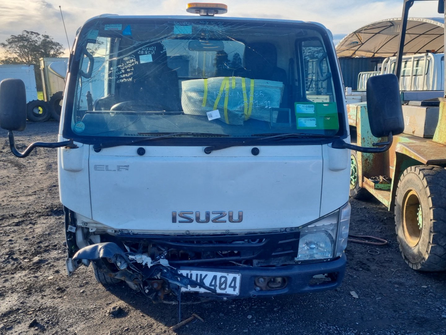 2015 Isuzu Elf NJR85