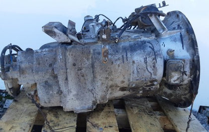 2003 Nissan Condor CG cgb450t-0352- Trans/Gearbox PN: 2924