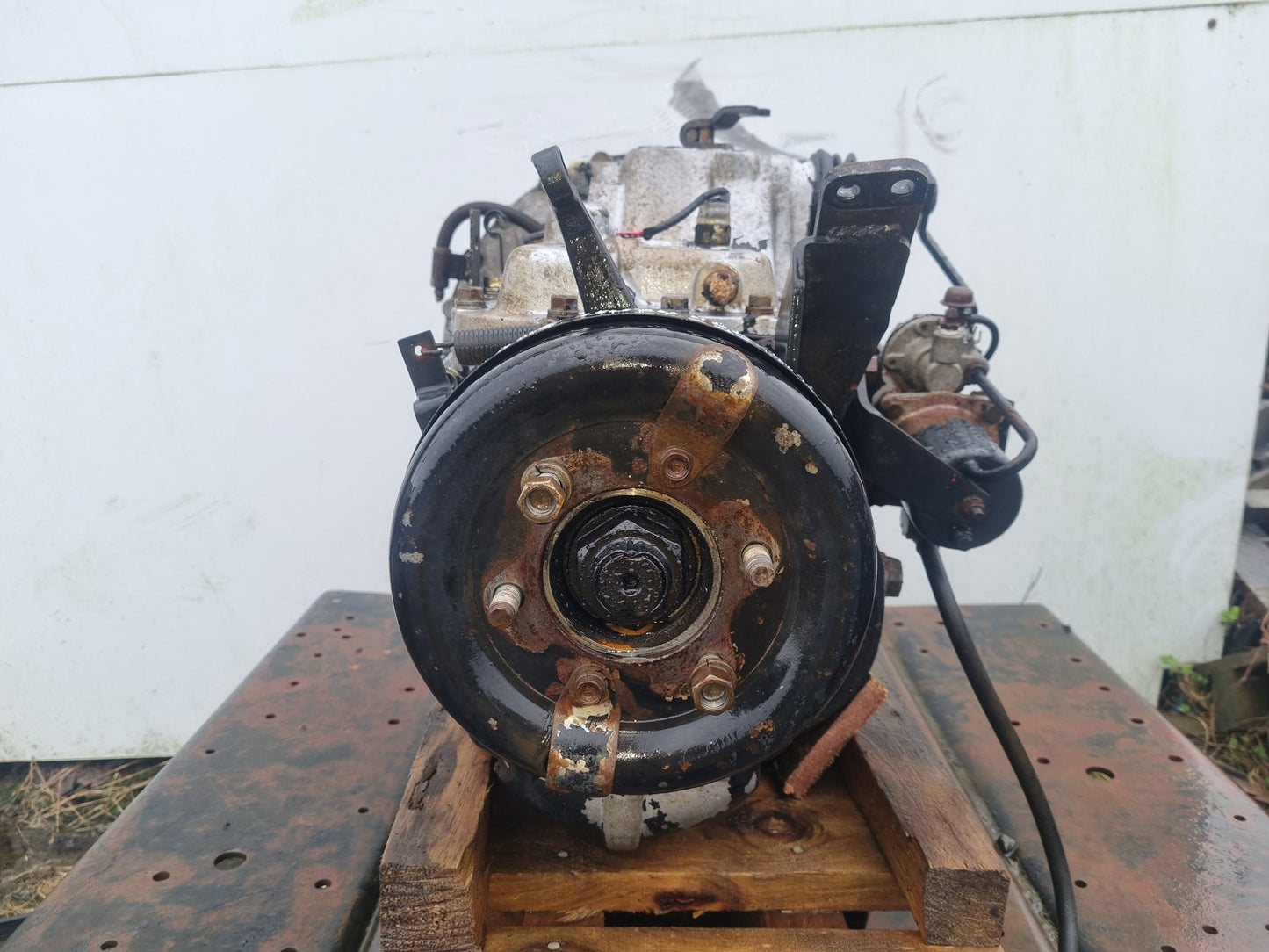 1991 Isuzu F-Series FRR FRR32HB-3003674- Trans/Gearbox PN: bg6u
