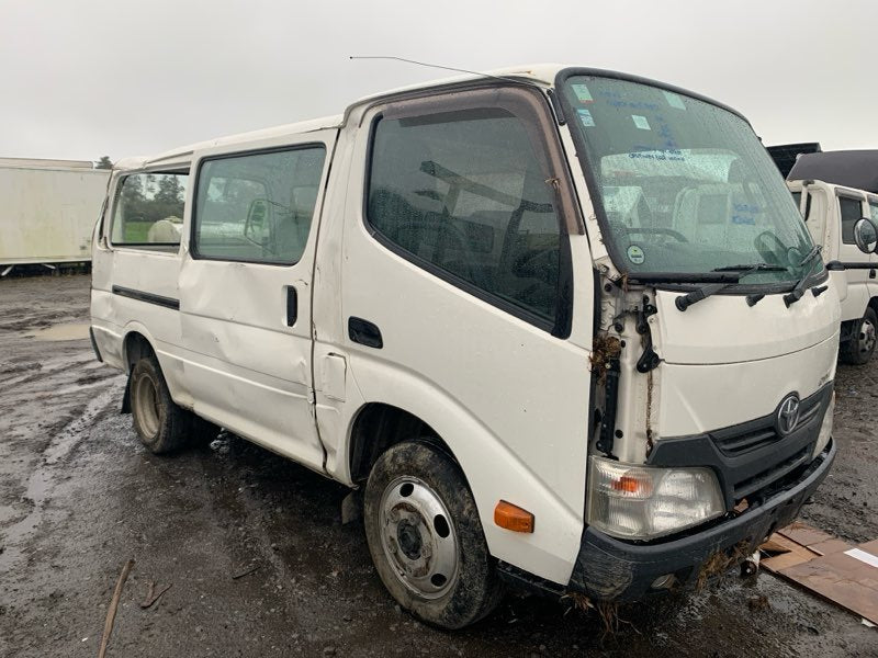2012 Toyota Dyna XZU605 ZXC605-0002855