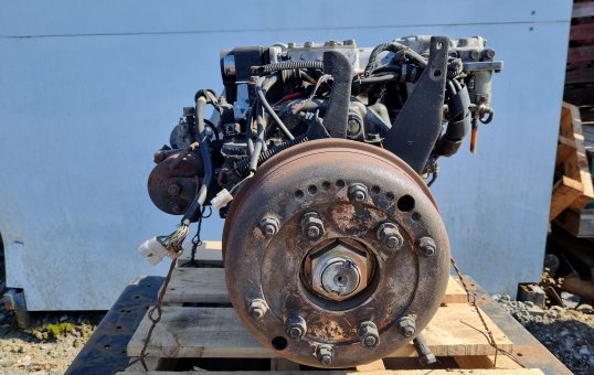 1992 Hino Blue Ribbon HT ht2mma-40421- Trans/Gearbox PN: 3033