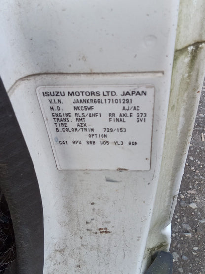 2003 Isuzu NKR nkr300c