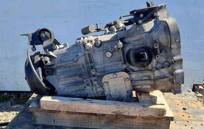2010 Nissan Atlas F24 tzf24-015354- Trans/Gearbox PN: 3038