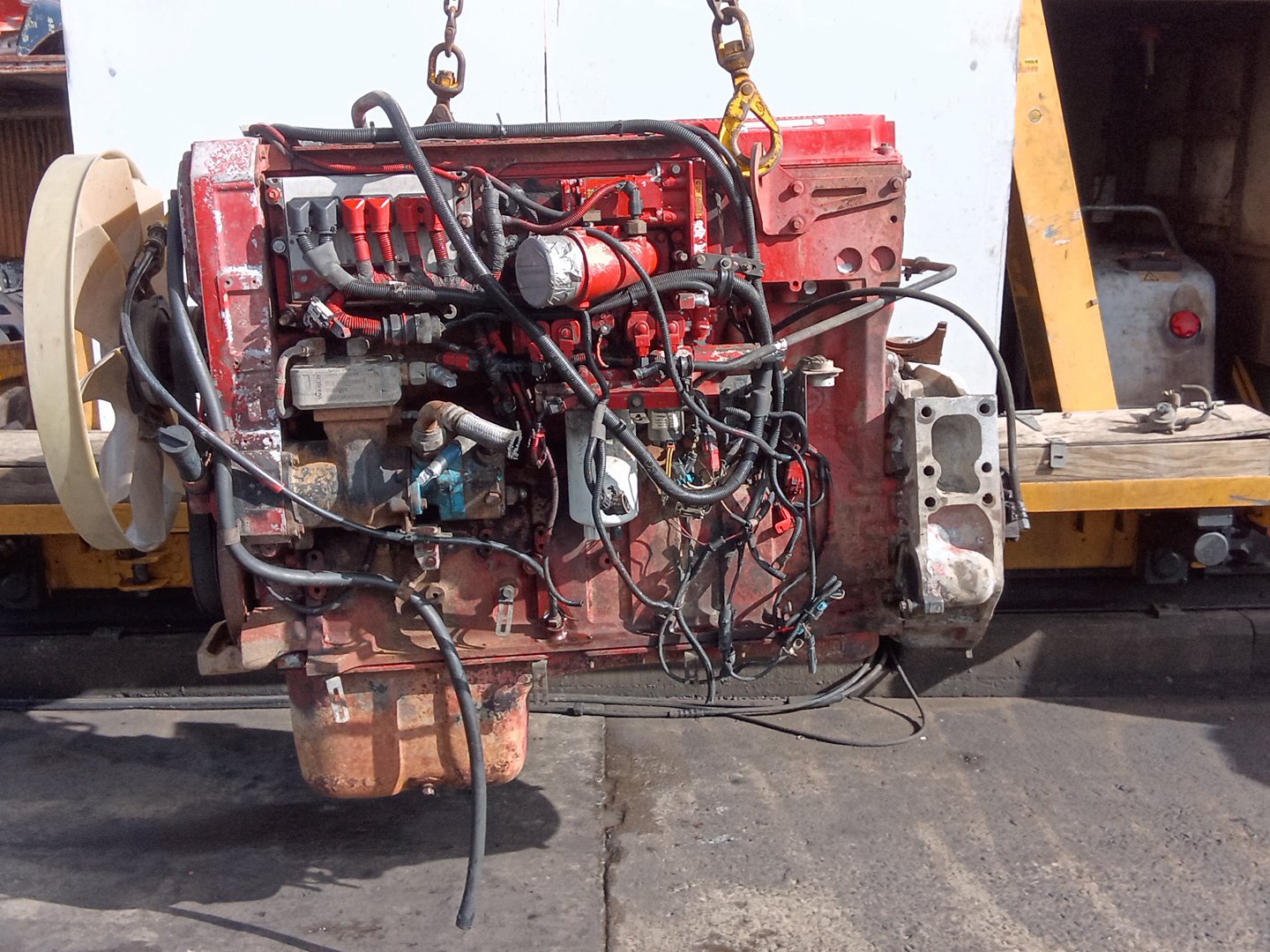 2006 Mack Qantum QH7888RS- Engine PN: isx signature 500