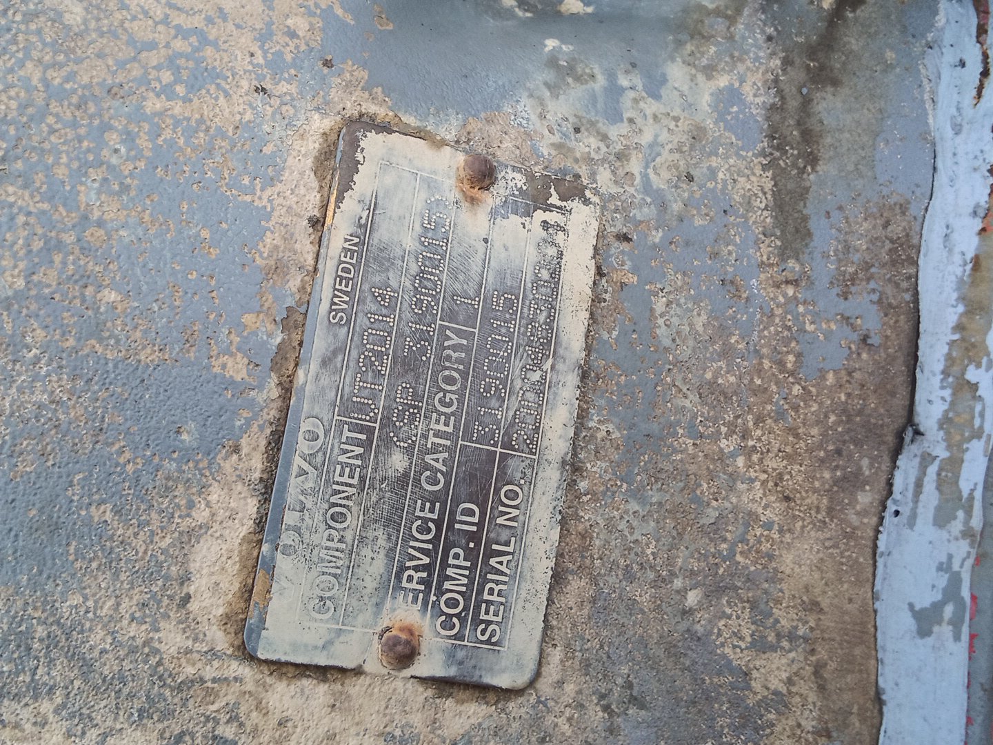 2000 fh12- Trans/Gearbox PN: vt2014, fm12 420 with d12c