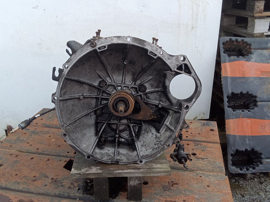 1996 Isuzu Elf NKR66E - Trans/Gearbox PN: MXA5R