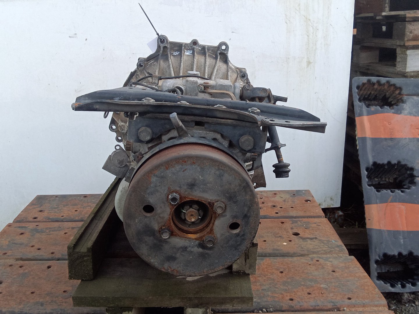 2010 Mitsubishi Canter KJ00356 - Trans/Gearbox PN: m036s6