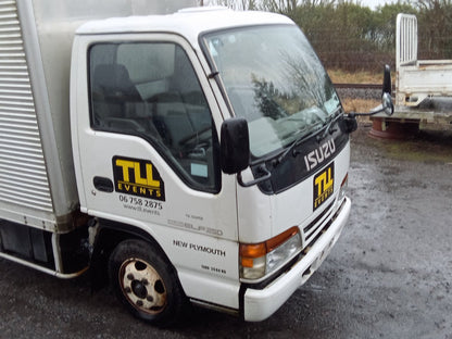 1996 Isuzu Elf NKR66E