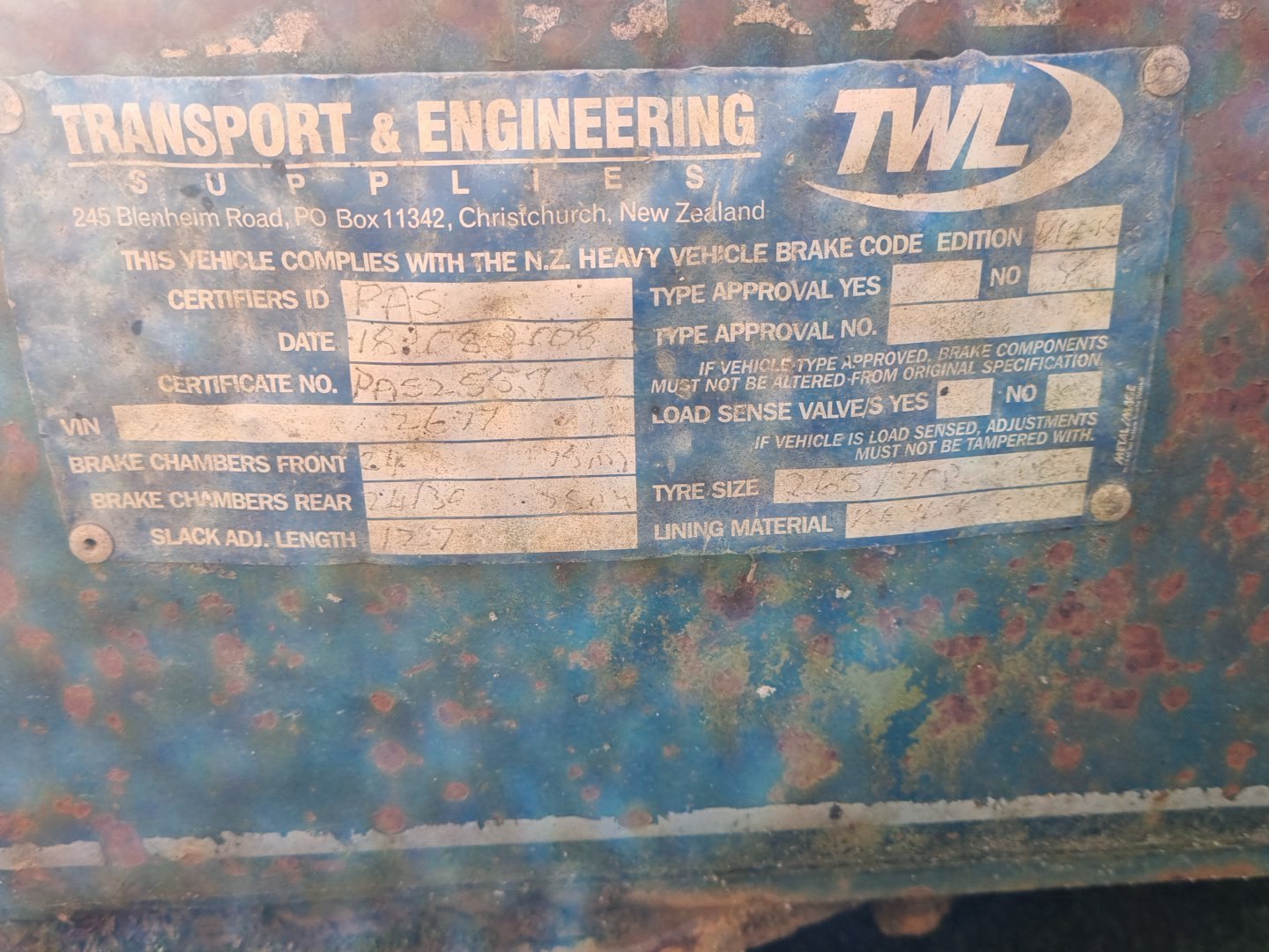 2000 fh12- 4 axle evans logging trailer PN: