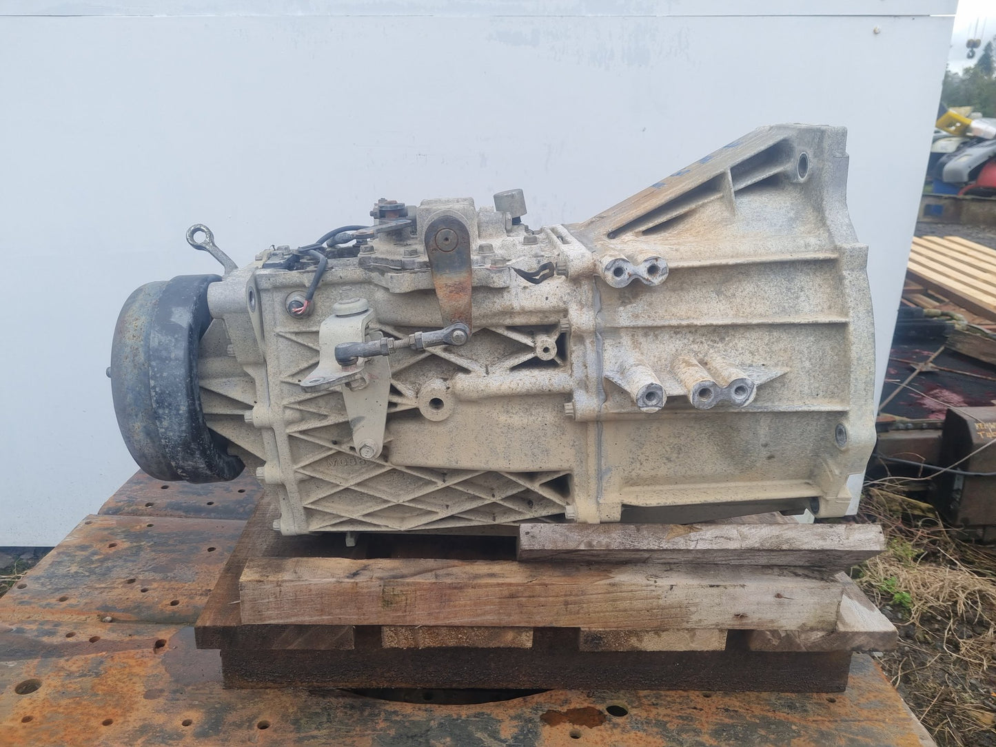 2015 Mitsubishi Canter All Series FBA20-542234- Trans/Gearbox PN: m038s6