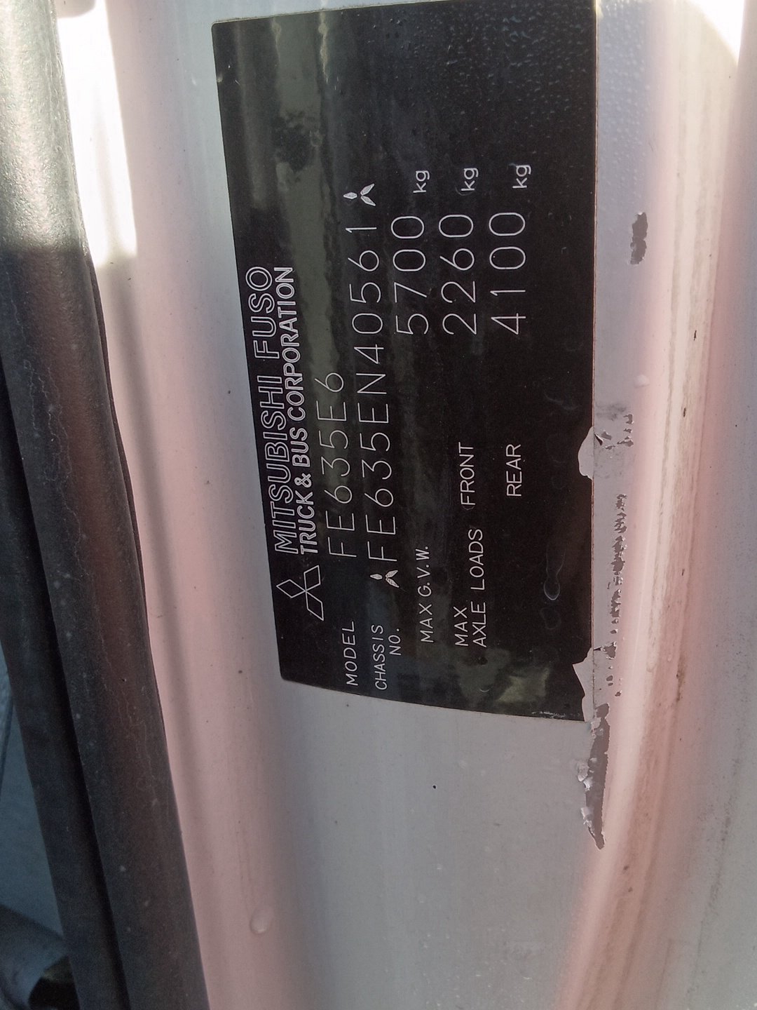 2004 Mitsubishi Canter JLAFE635E0KN40561