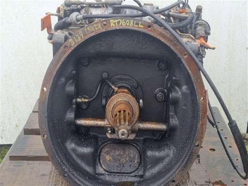2002 Isuzu F-Series FVZ fvz1400- Trans/Gearbox PN: 3139