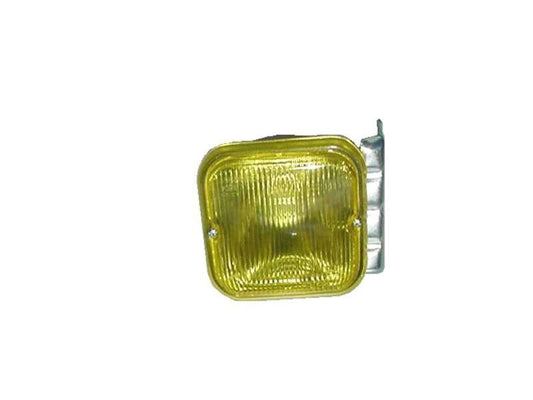1985 Isuzu C-Series CXH18 - yellow fog light PN: IZ0229U