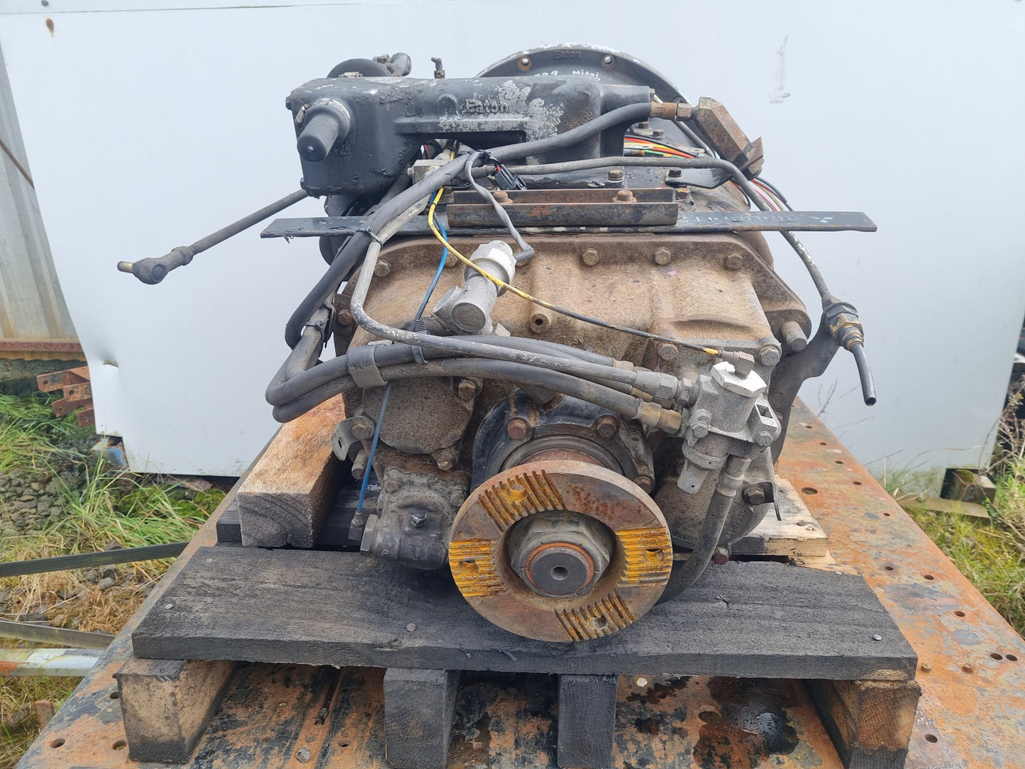 2001 Mitsubishi Fuso Super Great FS FS430S1- Trans/Gearbox PN: 4329 FS430 18SPD