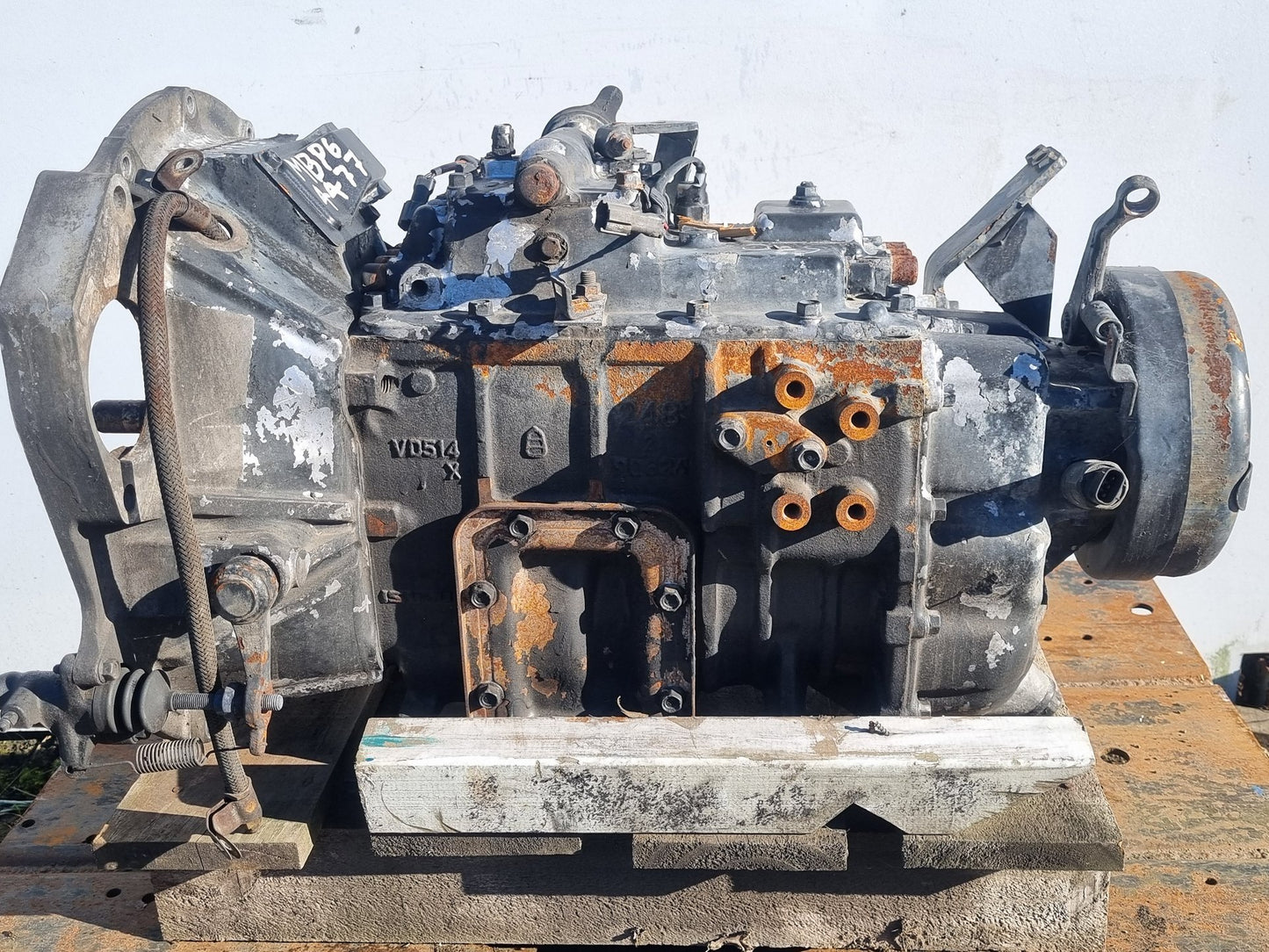 2009 Isuzu N-Series NPR NPR75LY7000424- Trans/Gearbox PN: mbp6