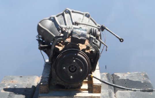 1988 Toyota Dyna BU61 1988-12/1998 BU61-0002369- Trans/Gearbox PN: 2144