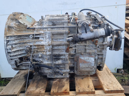 2004 Mitsubishi Fuso Super Great FS FP547- Trans/Gearbox PN: m120 5x2