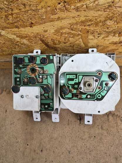 1995 Daihatsu Delta 1985-1999 V57- Instrument Cluster PN: 83100-87C22