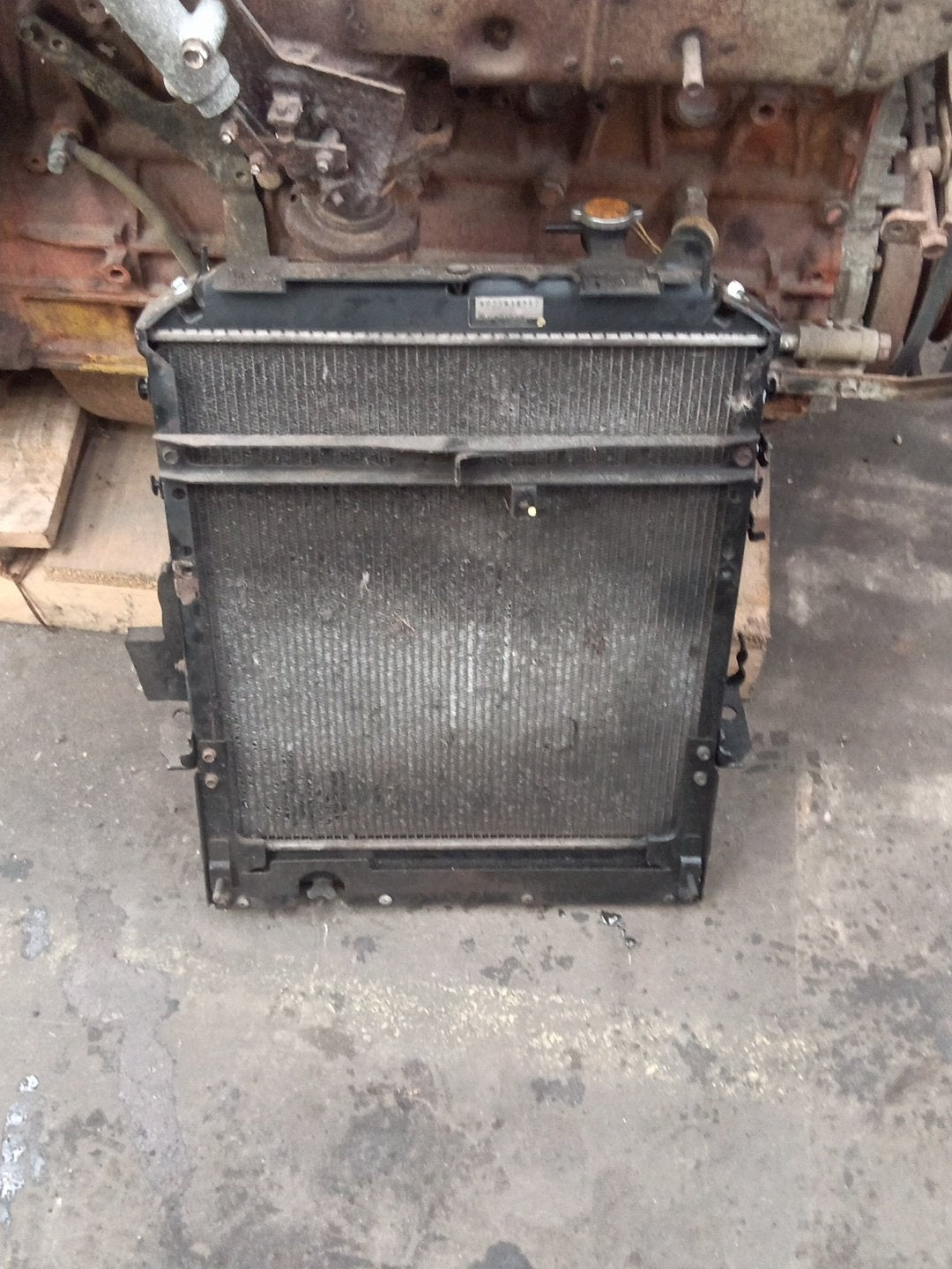 2014 Isuzu N-Series NMR MNR85- Radiator PN: 8973838582