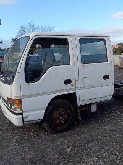 2003 Isuzu NKR nkr300c
