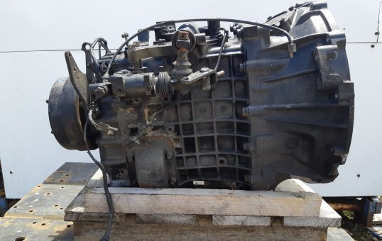 2003 Mitsubishi Fuso FK FK71 fk71hc-765432- Trans/Gearbox PN: 2702 m050s6