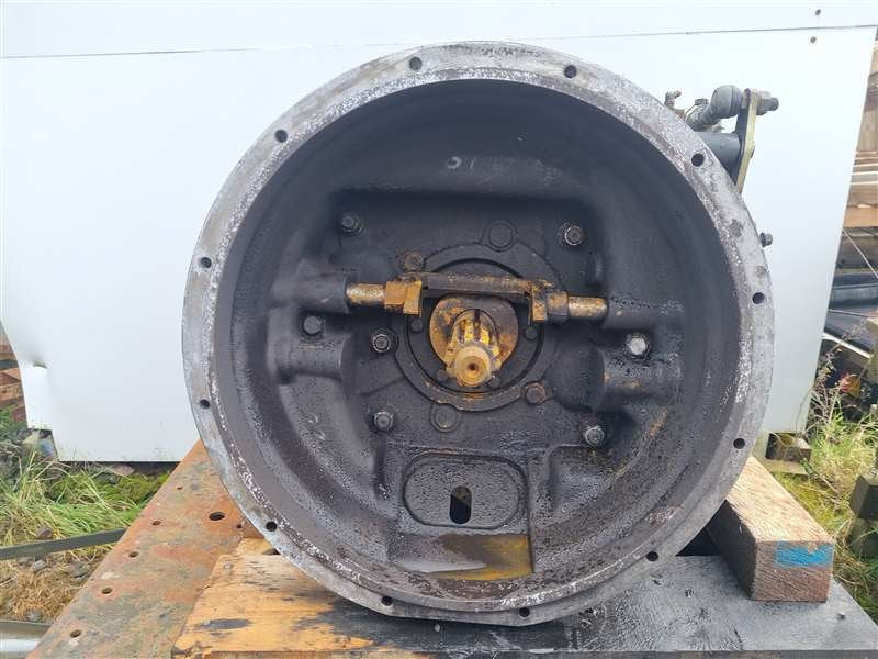 2001 Mitsubishi Fuso Super Great FS FS430S1- Trans/Gearbox PN: 4329 FS430 18SPD