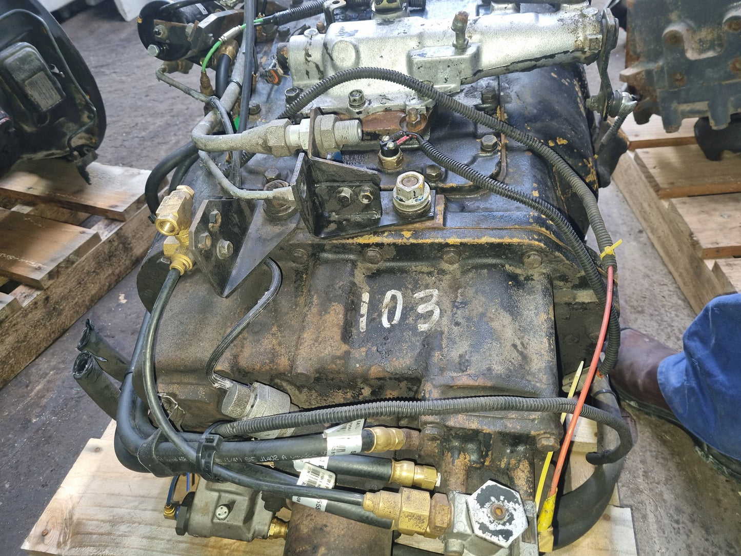 2000 Isuzu Giga 1997-on CXH52- Trans/Gearbox PN: 4320 rtlo16918b
