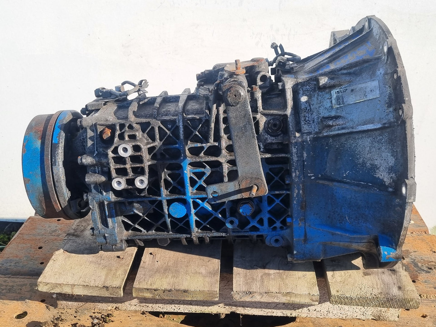 2005 Isuzu N-Series NPR NPR66L- Trans/Gearbox PN: myyt5