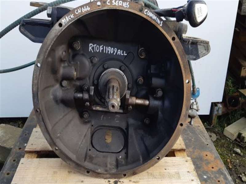 2002 Mack CH Series CH666 ch666 metroliner- Trans/Gearbox PN: 2859