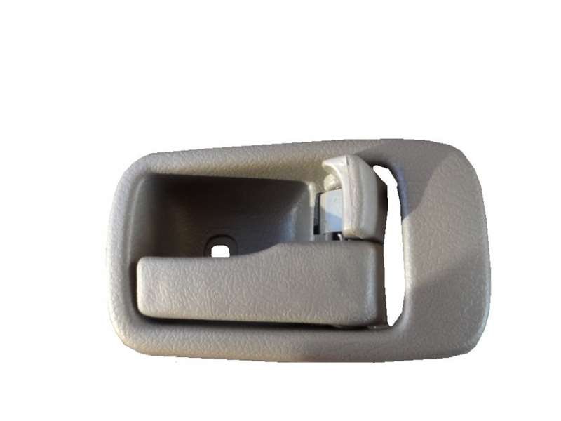 Isuzu GIGA 1997-on - Left Front Door Interior Handle PN: IZ0923L
