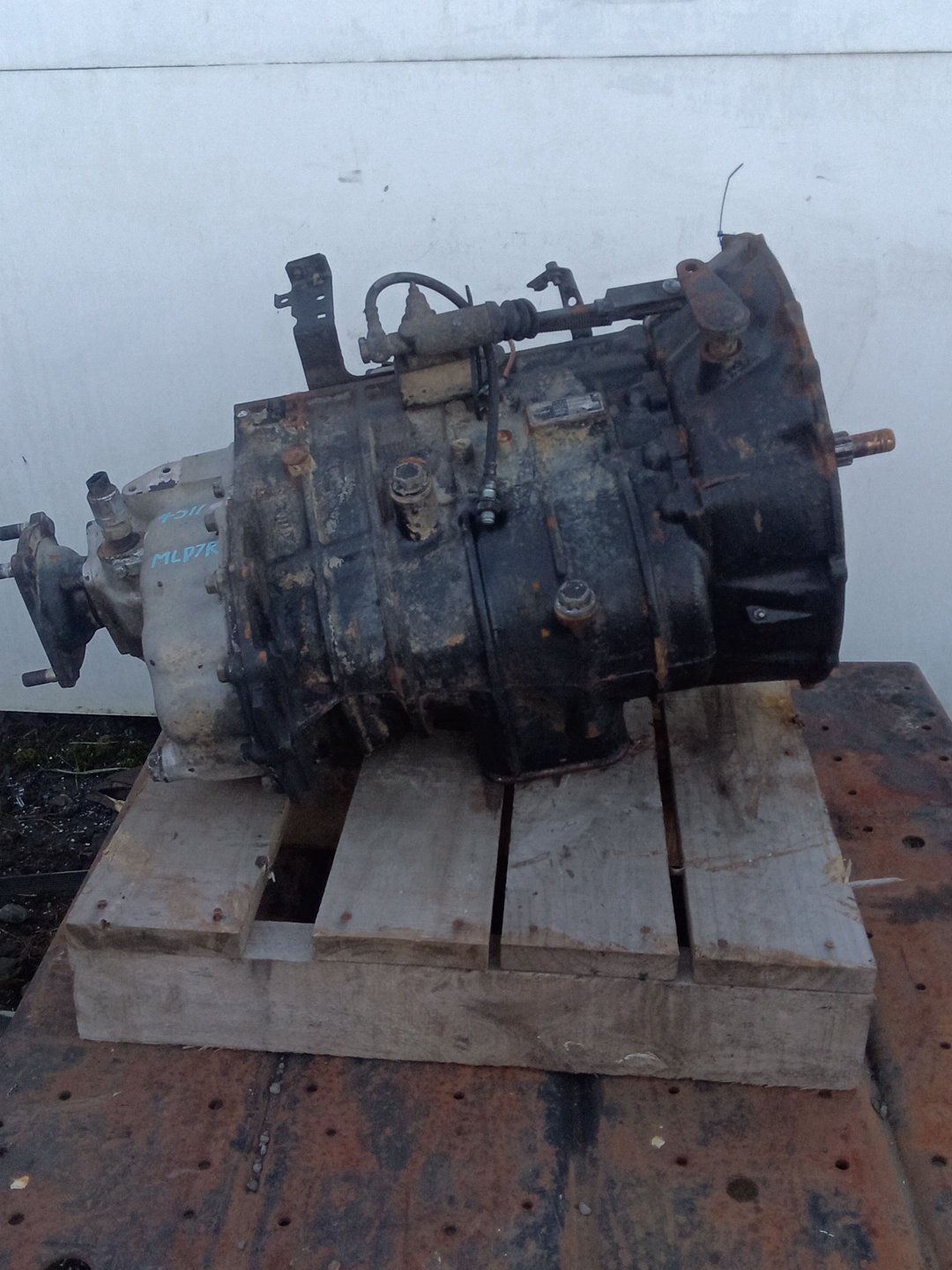 2005 Isuzu F-Series 2003-2007 000179- Trans/Gearbox PN: MLD7R