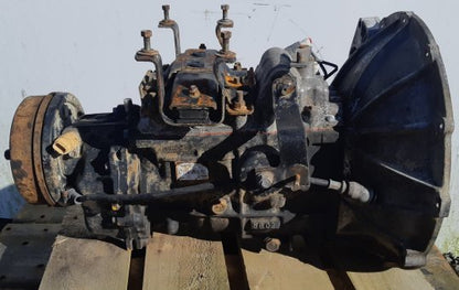 1996 Isuzu N-Series NPR npr71l-7401709- Trans/Gearbox PN: 2993