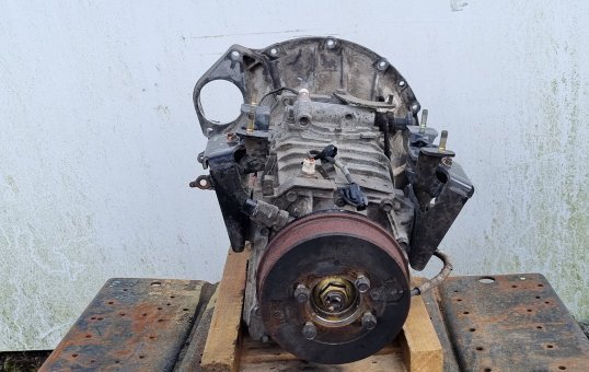 2003 Isuzu N-Series NPR nkr81e 7011293- Trans/Gearbox PN: 3096